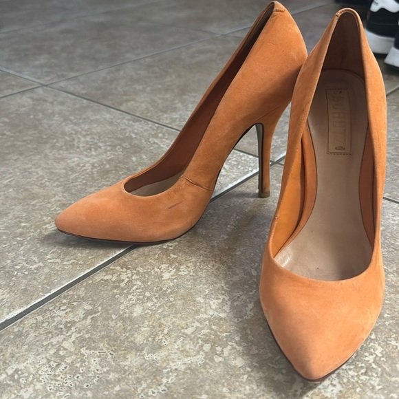 SCHUTZ Shoes - CLOSET SELLOUT! Schultz pumps size 8
